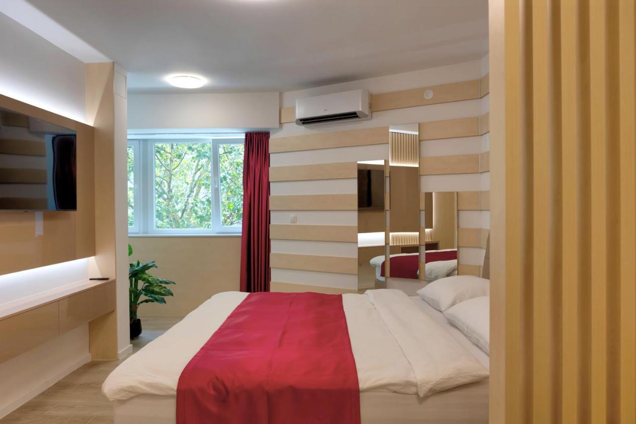 Luxury Studio Yasmine Downtown Mostar Bagian luar foto