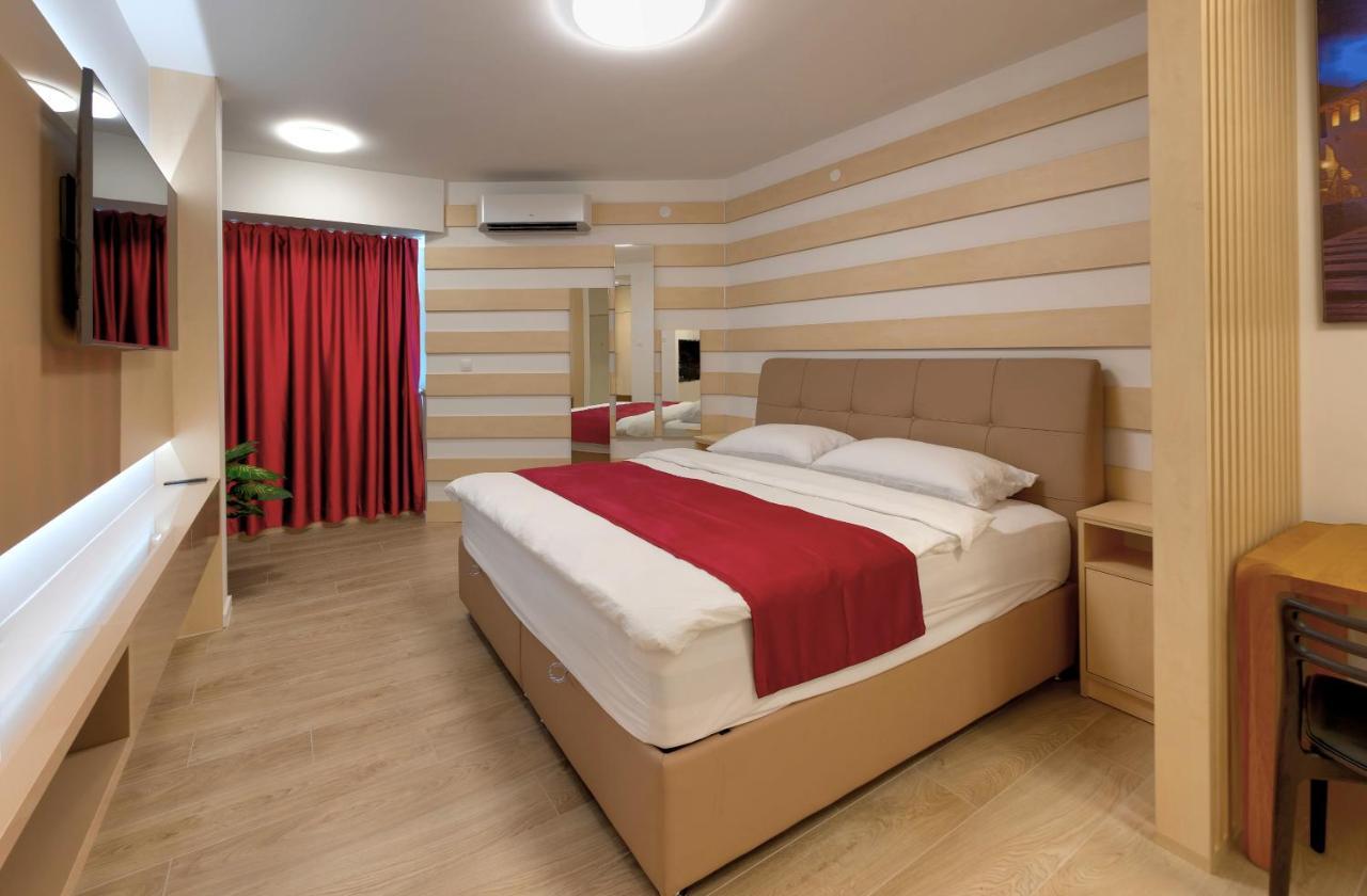 Luxury Studio Yasmine Downtown Mostar Bagian luar foto