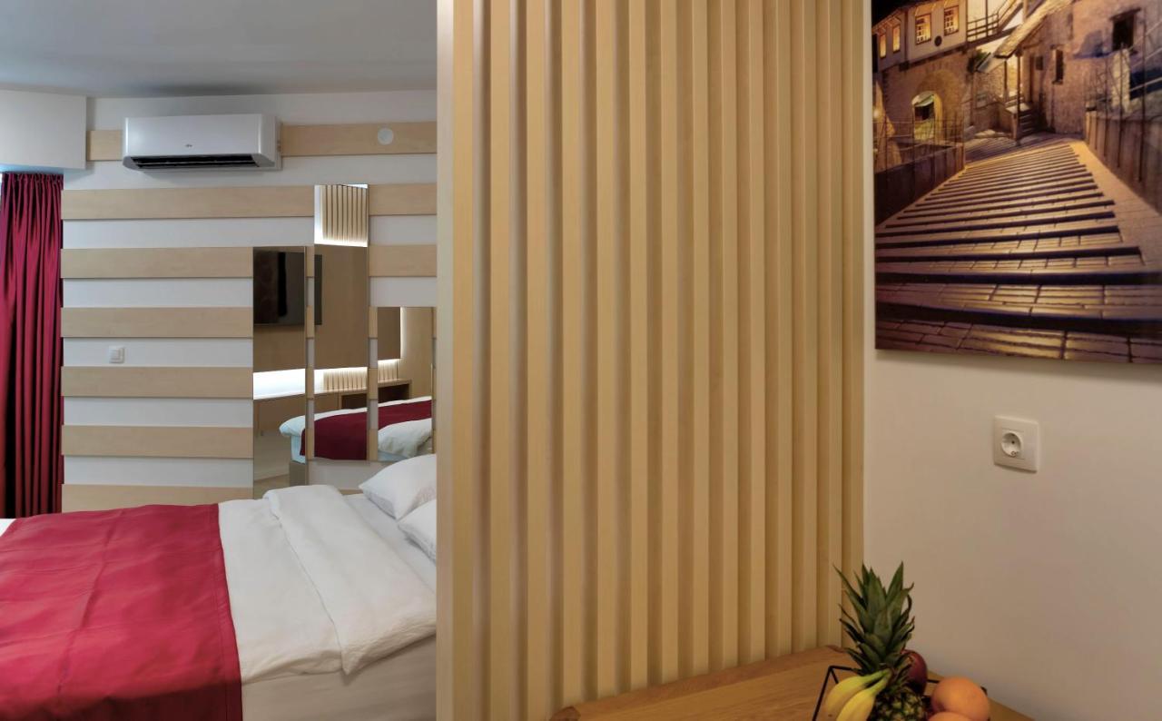Luxury Studio Yasmine Downtown Mostar Bagian luar foto