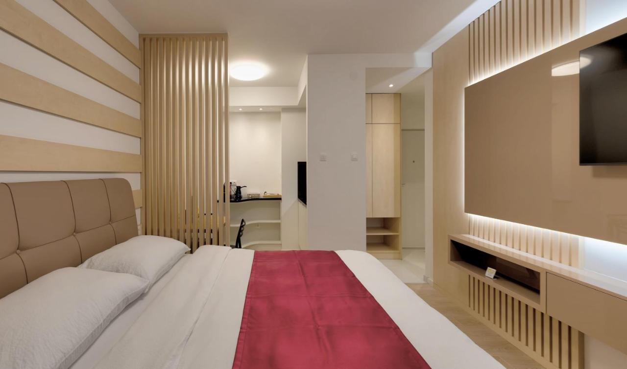 Luxury Studio Yasmine Downtown Mostar Bagian luar foto