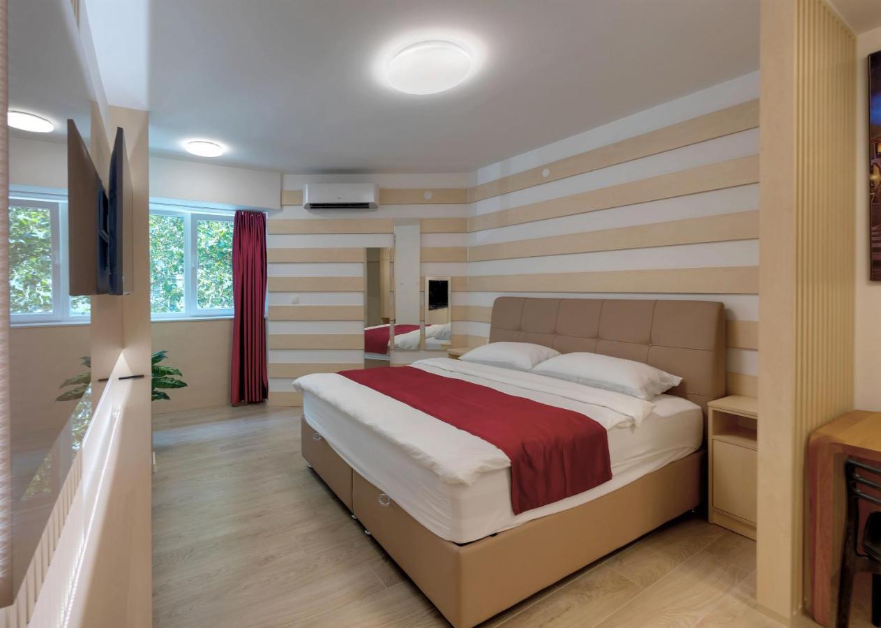 Luxury Studio Yasmine Downtown Mostar Bagian luar foto
